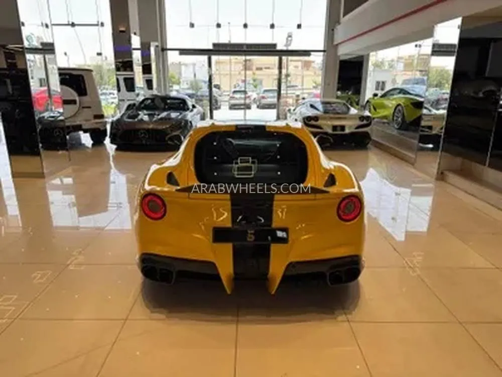 فيراري إف ١٢ 2014 for Sale in الرياض Image-3