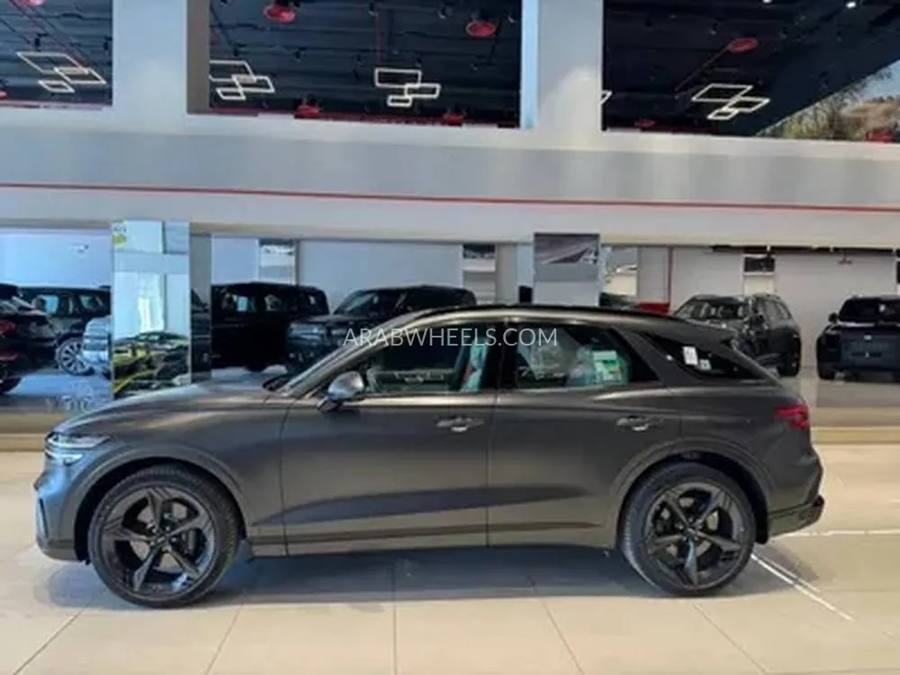 جينيسيس GV70 2025 for Sale in الرياض Image-10