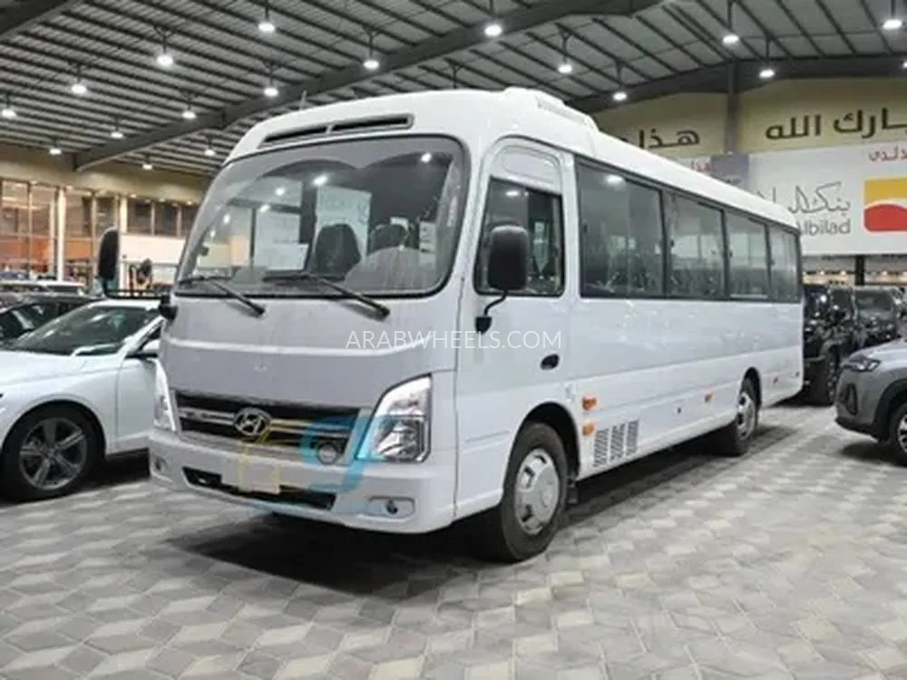 Hyundai County 2023 for Sale in Dammam Image-13