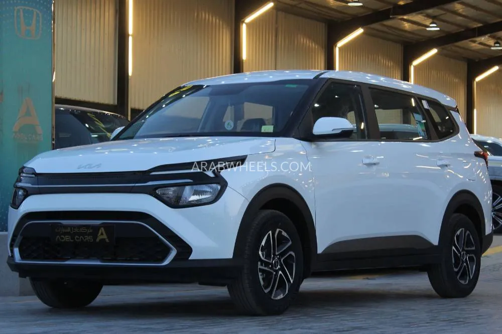 كيا كارينز 2025 for Sale in الرياض Image-3