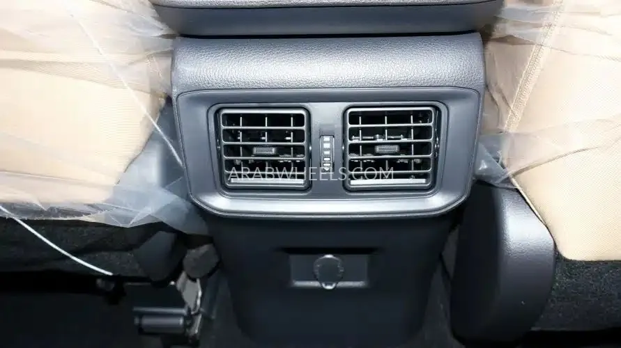 تويوتا راف 4 2025 for Sale in الرياض Image-8