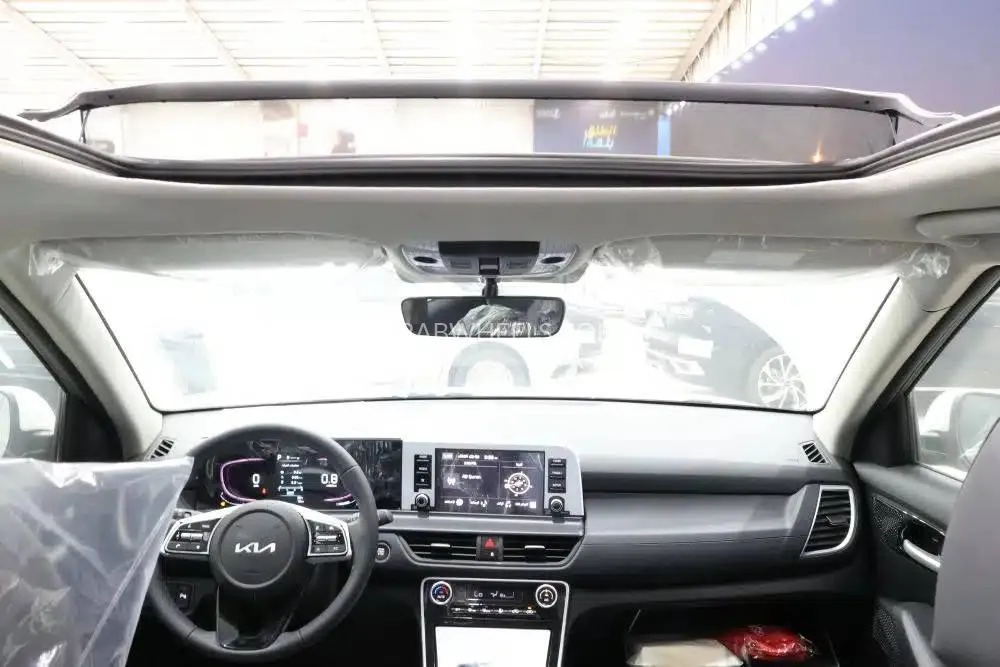 Kia Seltos 2025 for Sale in Riyadh Image-10