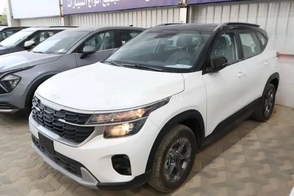 Kia Seltos 2024 for Sale in Riyadh Image-3