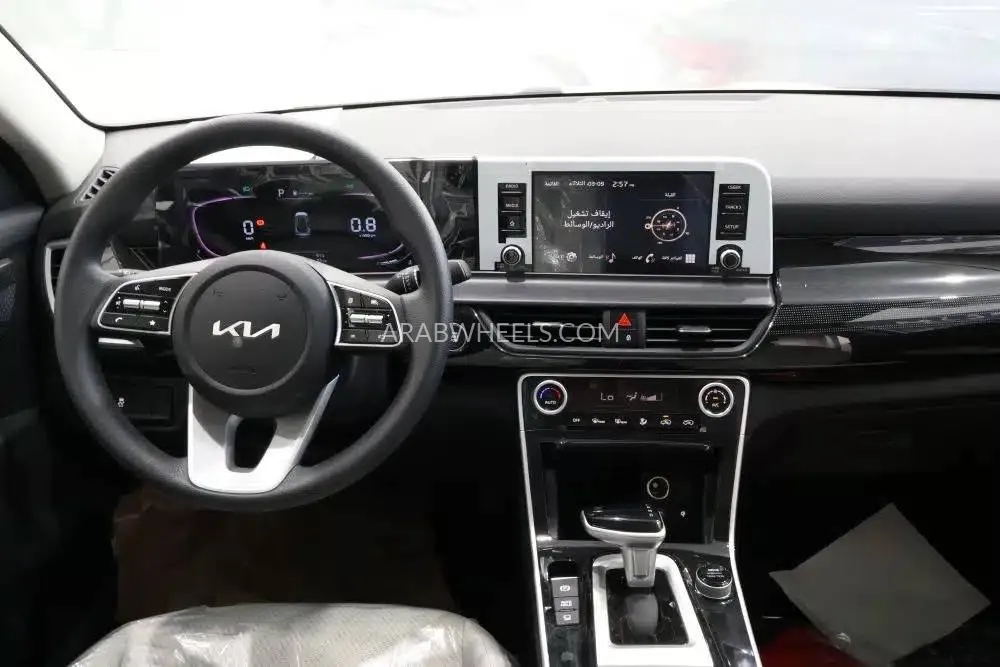 Kia Seltos 2024 for Sale in Riyadh Image-11