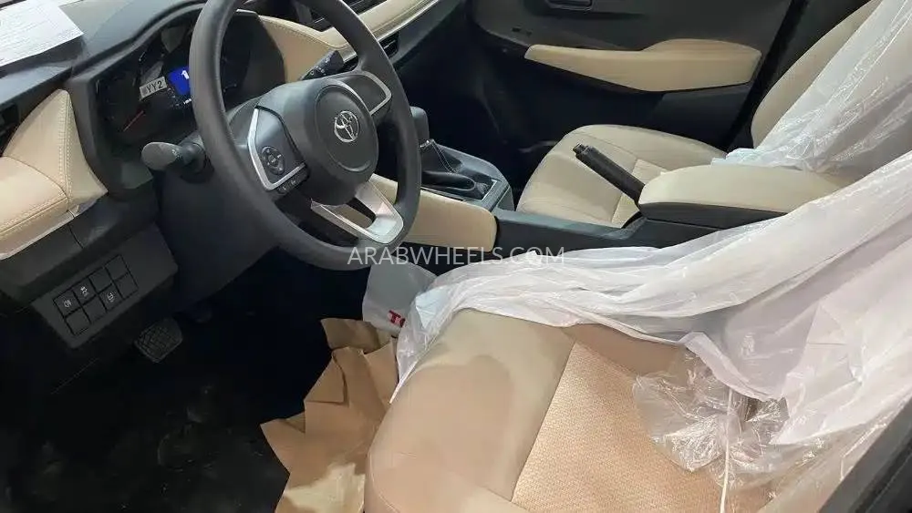 Toyota Yaris 2024 for Sale in Riyadh Image-3