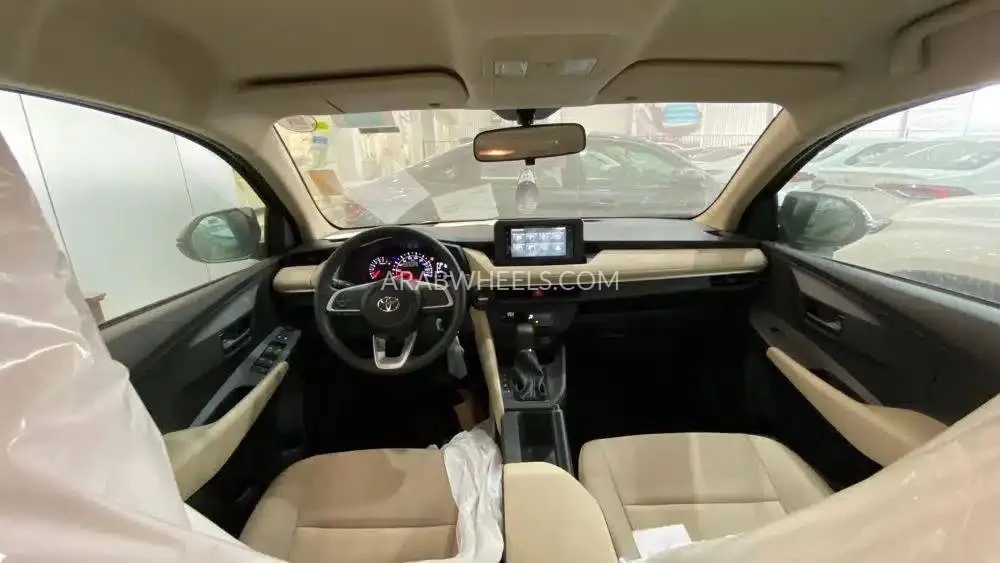 Toyota Yaris 2024 for Sale in Riyadh Image-9