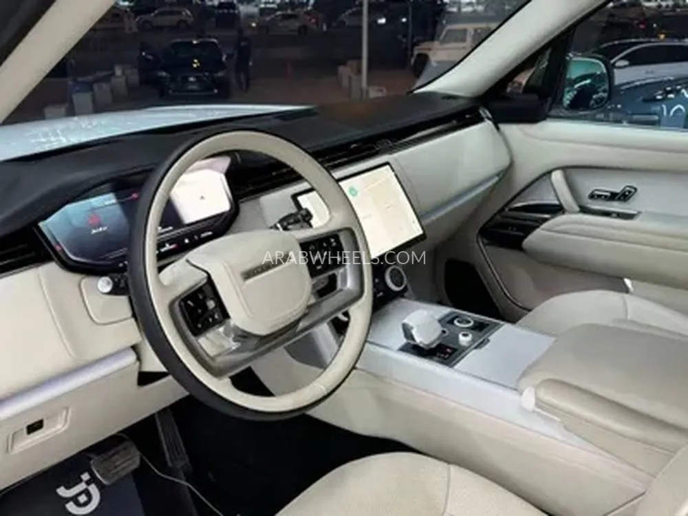لاند روفر رينج روفر 2023 for Sale in الرياض Image-7