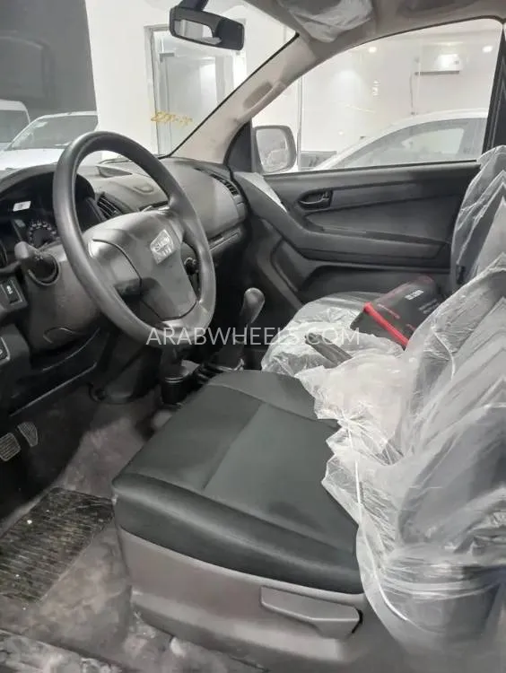 إيسوزو دي ماكس 2025 for Sale in الدمام Image-10