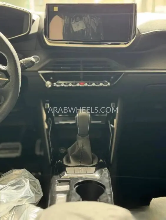 بيجو 2008 2025 for Sale in الدمام Image-4