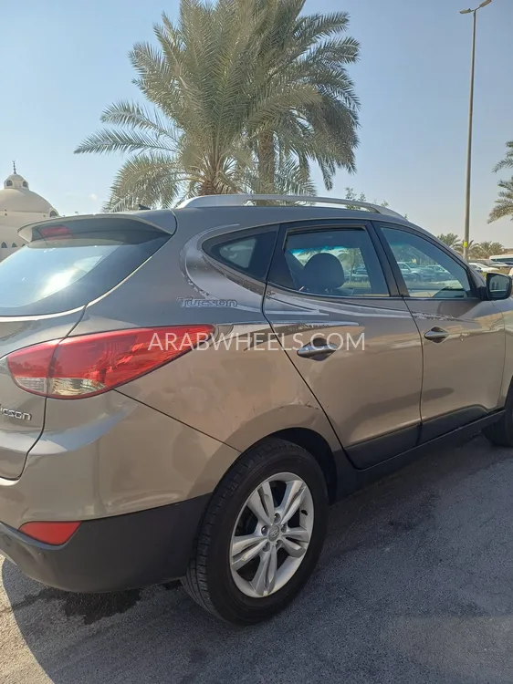 هيونداي توسان 2014 for Sale in الرياض Image-13