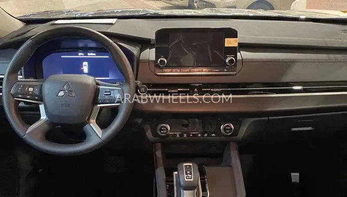 ميتسوبيشي أوتلاندر 2025 for Sale in الرياض Image-11