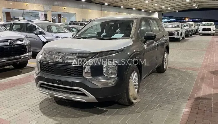 ميتسوبيشي أوتلاندر 2025 for Sale in الرياض Image-8