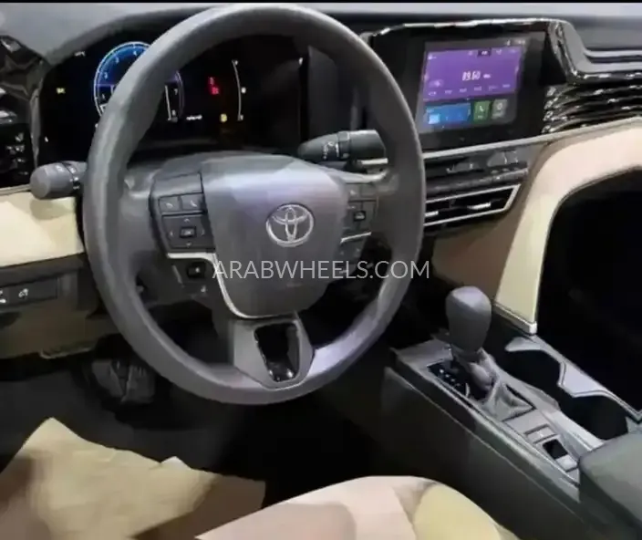 تويوتا كامري 2025 for Sale in الرياض Image-6