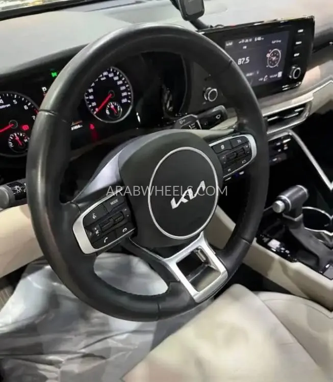 كيا K5 2023 for Sale in الرياض Image-6