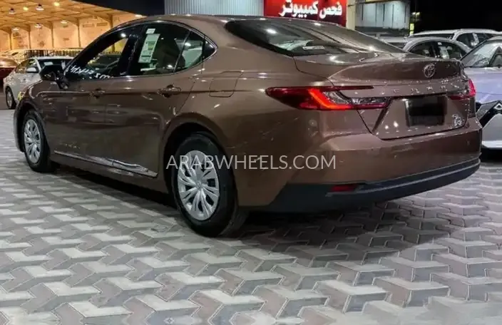 تويوتا كامري 2023 for Sale in الرياض Image-9