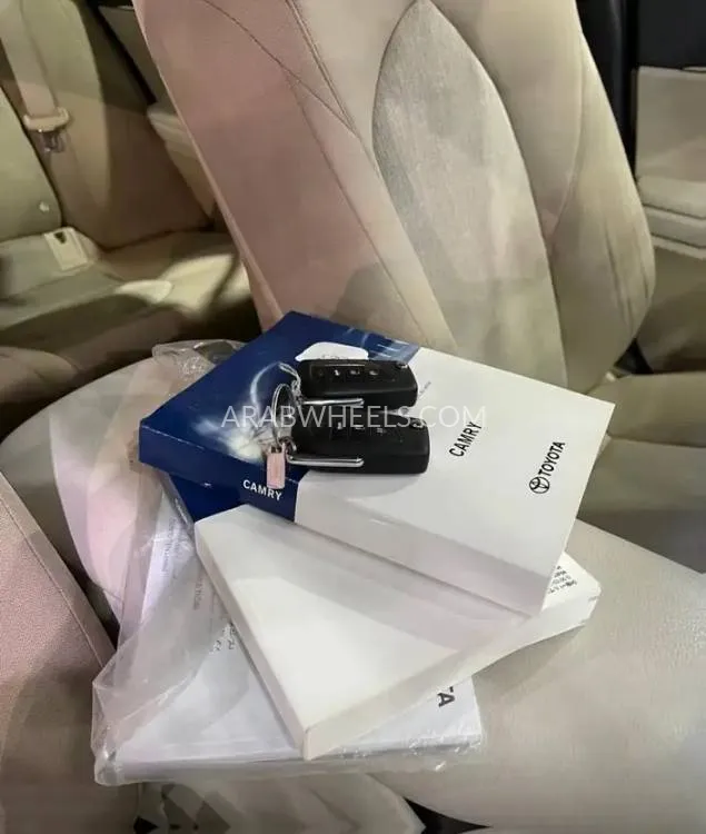 تويوتا كامري 2022 for Sale in الرياض Image-3