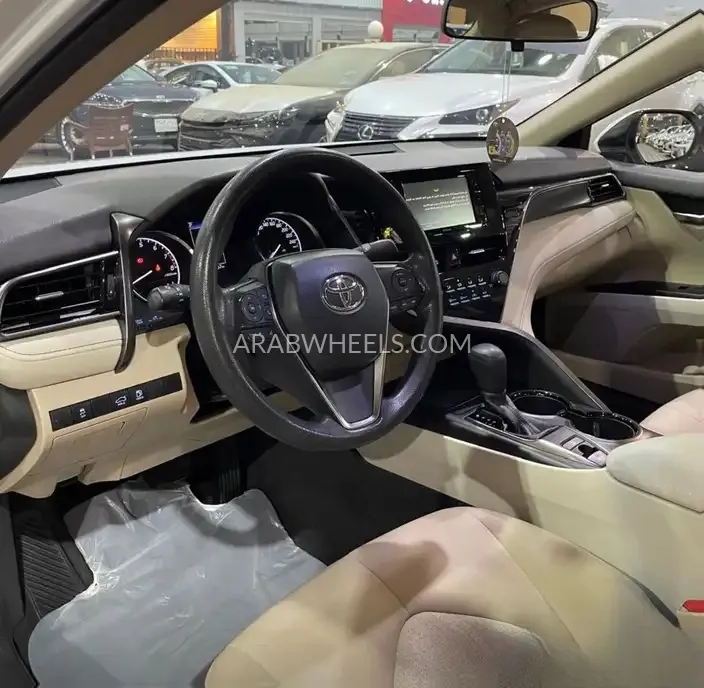 تويوتا كامري 2022 for Sale in الرياض Image-10