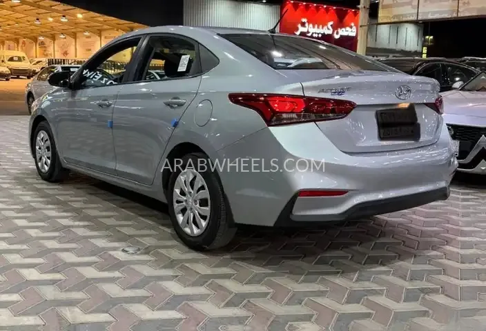 هيونداي أكسنت 2020 for Sale in الرياض Image-7