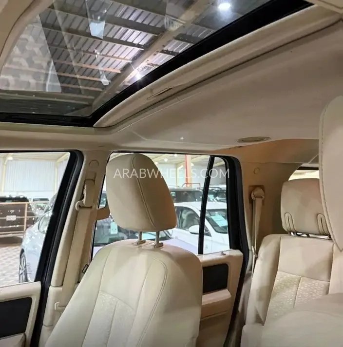 فورد إكسبيديشن 2016 for Sale in الرياض Image-2