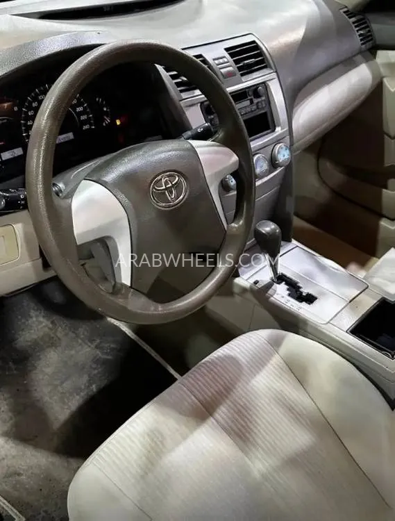 تويوتا كامري 2010 for Sale in الرياض Image-10