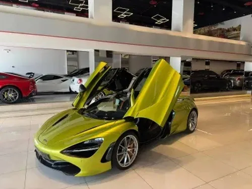 McLaren 720S 2022
