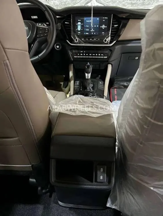 إيسوزو MU-X 2025 for Sale in الرياض Image-10