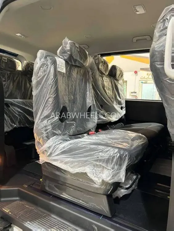 هيونداي ستاريا 2025 for Sale in الرياض Image-9