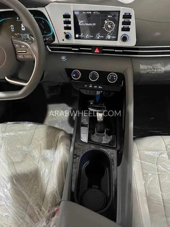 هيونداي إلنترا 2025 for Sale in الرياض Image-11