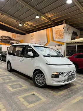 Hyundai Staria 3.5L Van (9 Seater) 2025