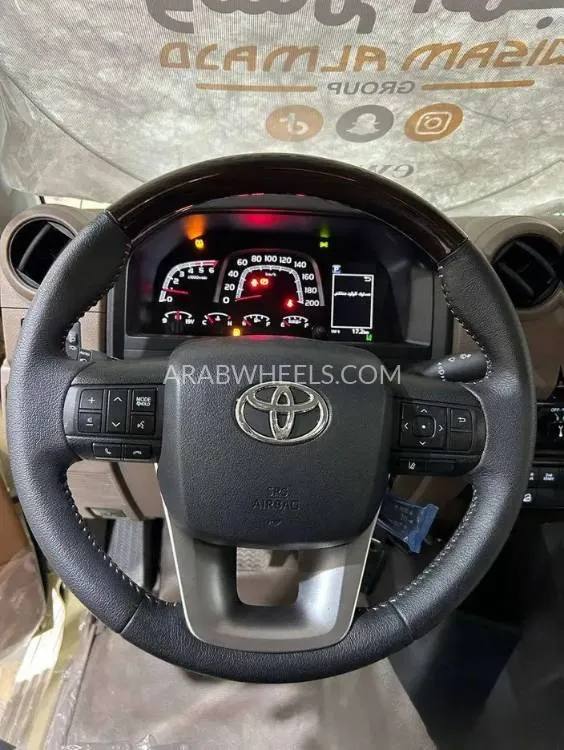تويوتا لاند كروزر ٧٠ سيريز 2025 for Sale in الرياض Image-10