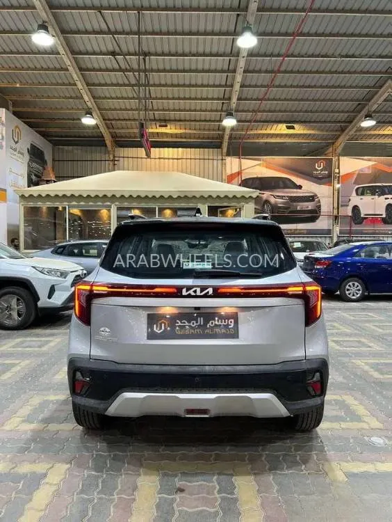 كيا سيلتوس 2025 for Sale in الرياض Image-6