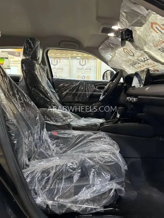هوندا HR-V 2025 for Sale in الرياض Image-8