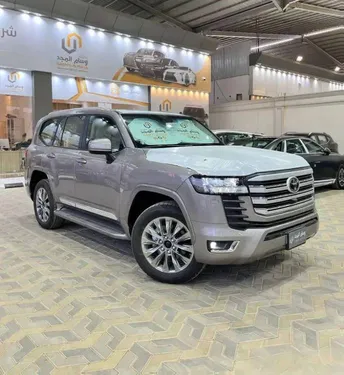 Toyota Land Cruiser 3.5T GXR 2024