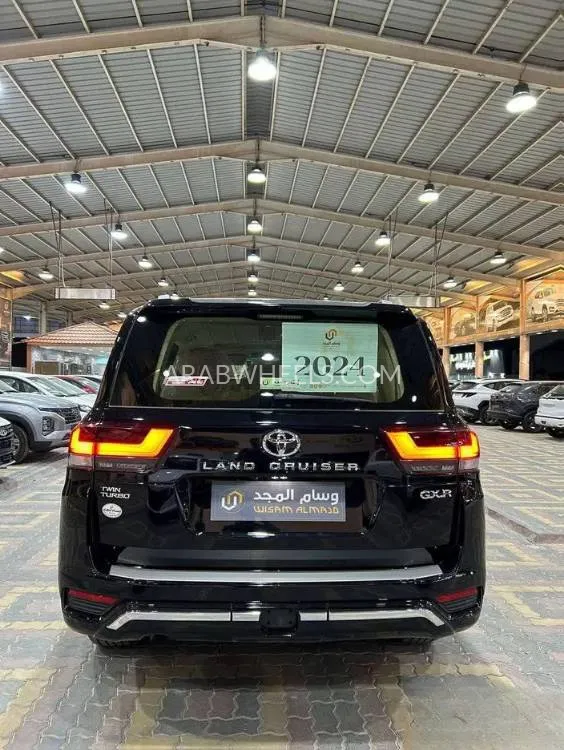 تويوتا لاند كروزر 2024 for Sale in الرياض Image-6