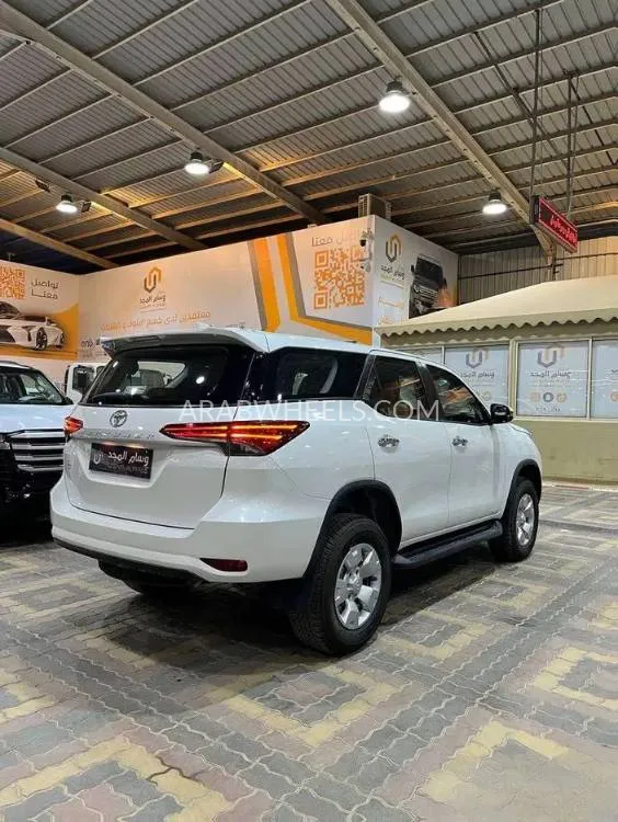 تويوتا فورتشنر 2024 for Sale in الرياض Image-4