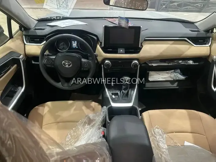 تويوتا راف 4 2025 for Sale in الرياض Image-7