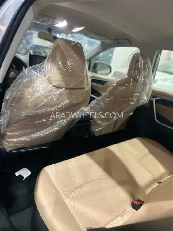 تويوتا راف 4 2025 for Sale in الرياض Image-11