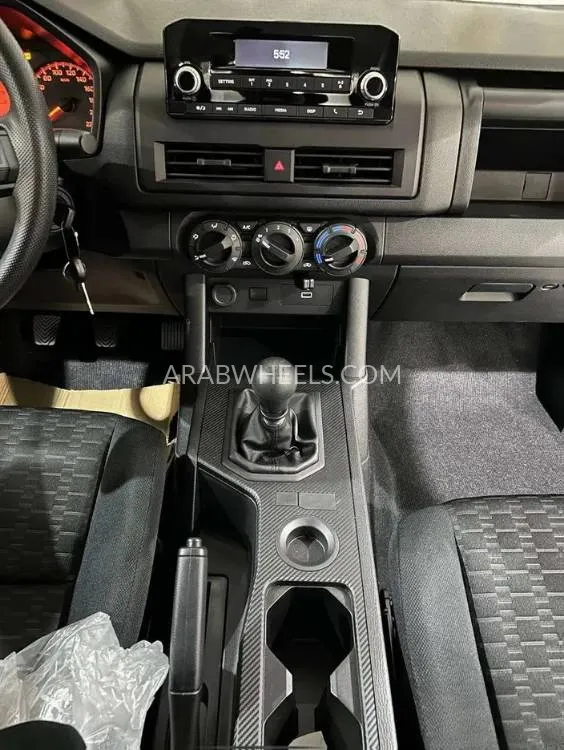 ميتسوبيشي L200 2024 for Sale in الرياض Image-11