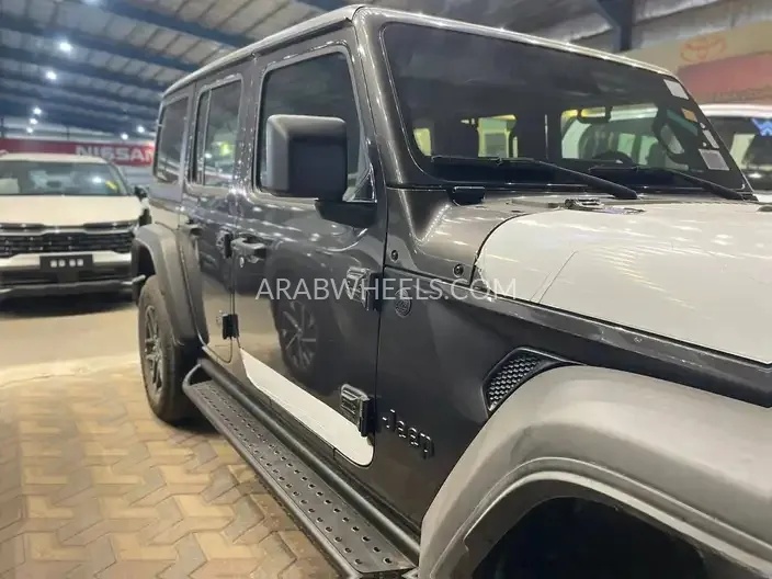 جيب رانجلر 2024 for Sale in الدمام Image-5