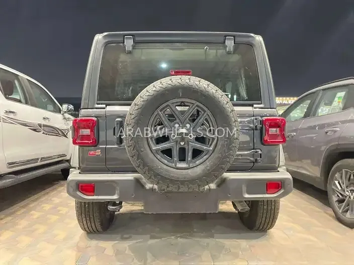 جيب رانجلر 2024 for Sale in الدمام Image-6