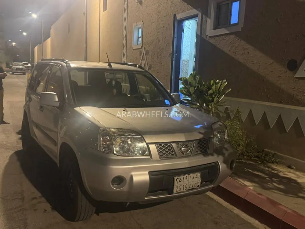 نيسان إكس تريل 2012 for Sale in الرياض Image-3