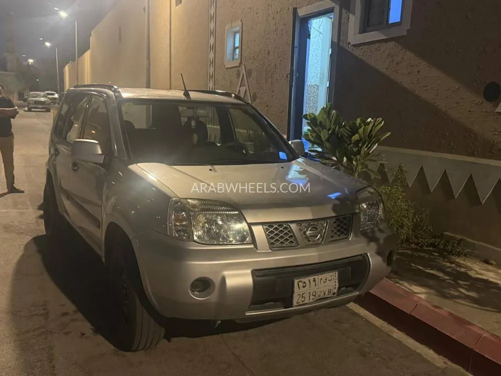 نيسان إكس تريل 2012 for Sale in الرياض Image-4