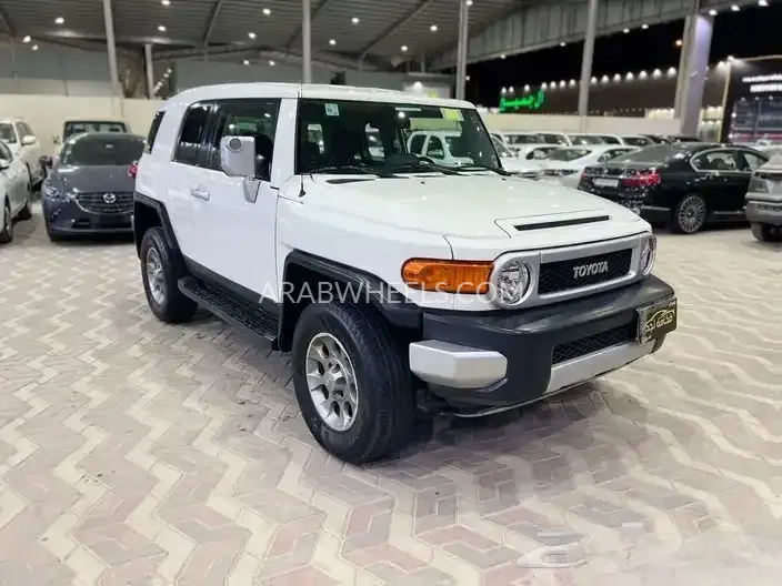 تويوتا إف جي كروزر 2012 for Sale in الرياض Image-3