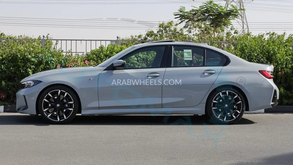 بي ام دبليو الفئة الثالثة 2025 for Sale in وادي الدواسر Image-39