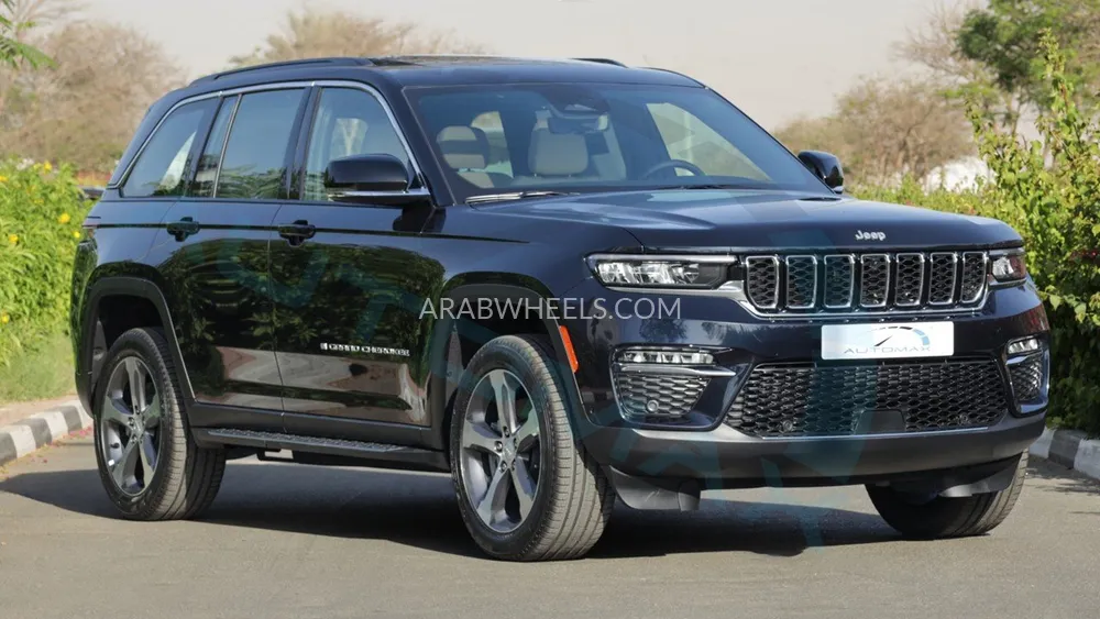 جيب جراند شيروكي 2025 for Sale in وادي الدواسر Image-3