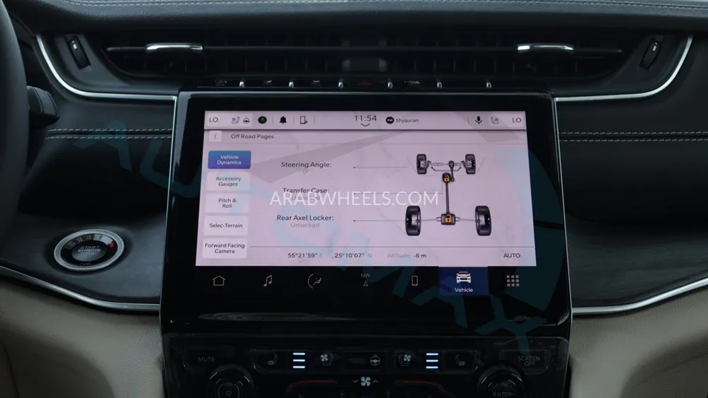 جيب جراند شيروكي 2025 for Sale in وادي الدواسر Image-16