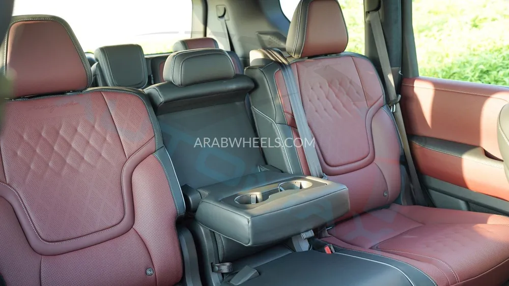 إنفينيتي QX80 2025 for Sale in وادي الدواسر Image-32