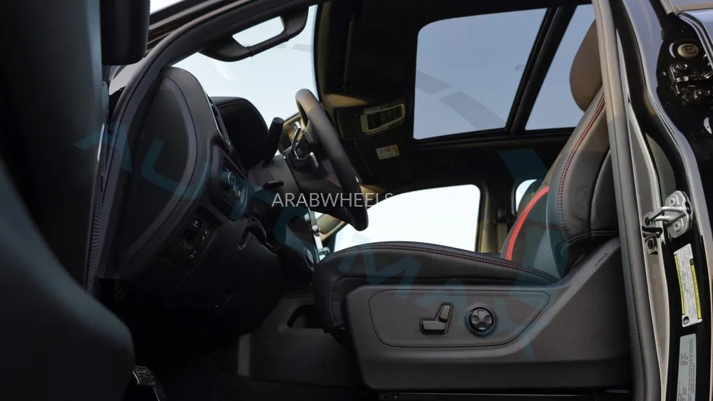 رام 1500 2025 for Sale in وادي الدواسر Image-7