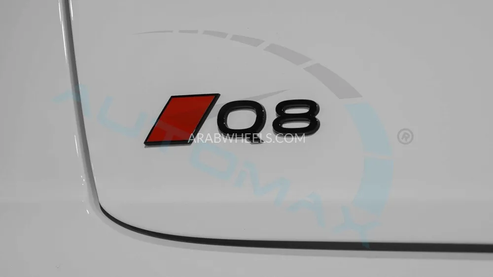 أودي Q8 2025 for Sale in وادي الدواسر Image-38