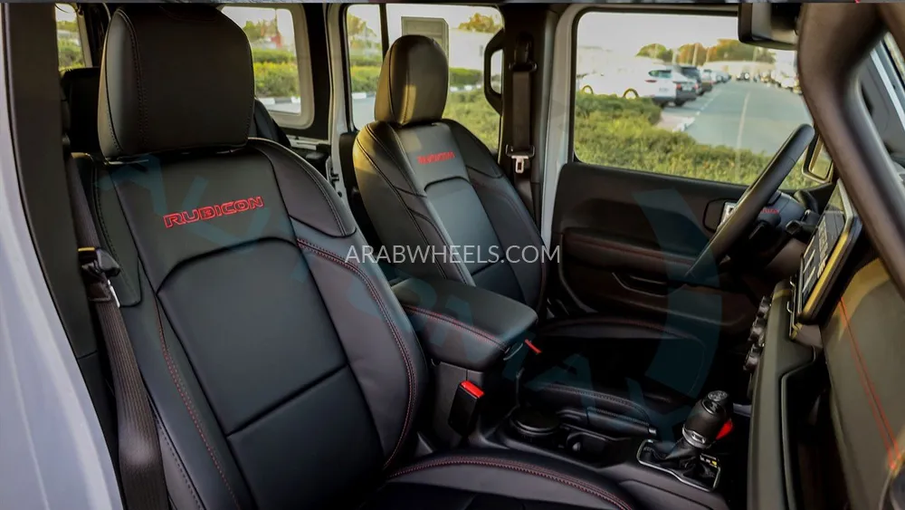 جيب رانجلر 2024 for Sale in وادي الدواسر Image-19